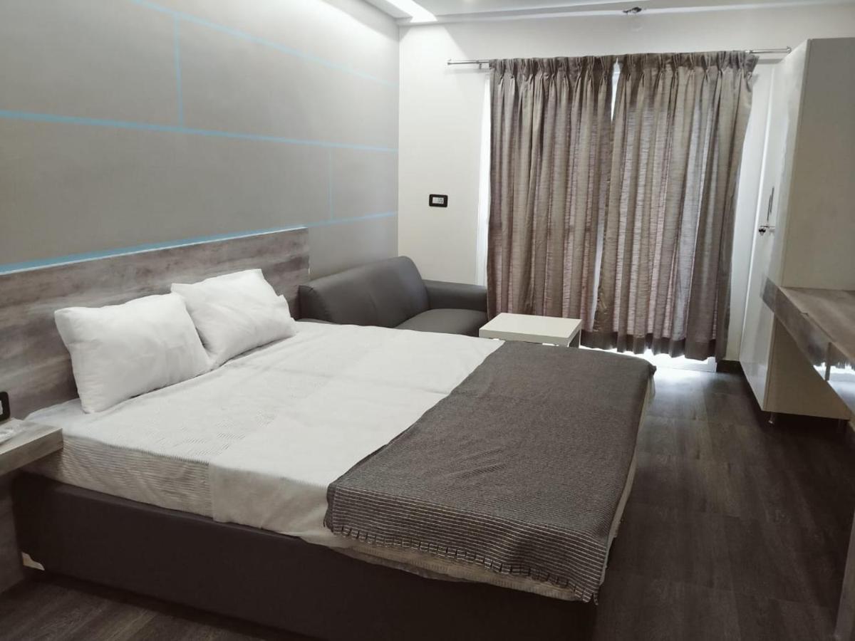 حيدر أباد Restel Studio Flats المظهر الخارجي الصورة