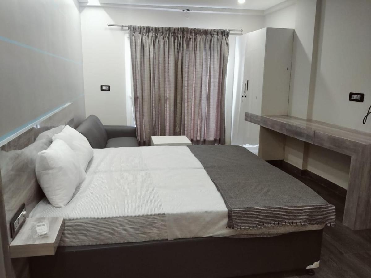 حيدر أباد Restel Studio Flats المظهر الخارجي الصورة