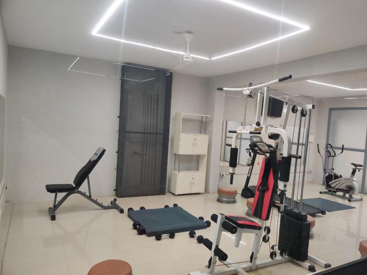 حيدر أباد Restel Studio Flats المظهر الخارجي الصورة